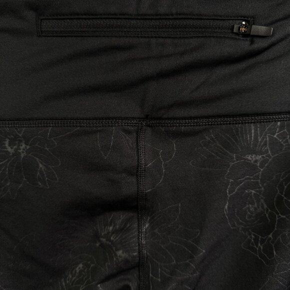 NWT ADIDAS CLIMALITE Embossed Black Floral Tights Active Leggings Women’s Size L - Picture 3 of 13